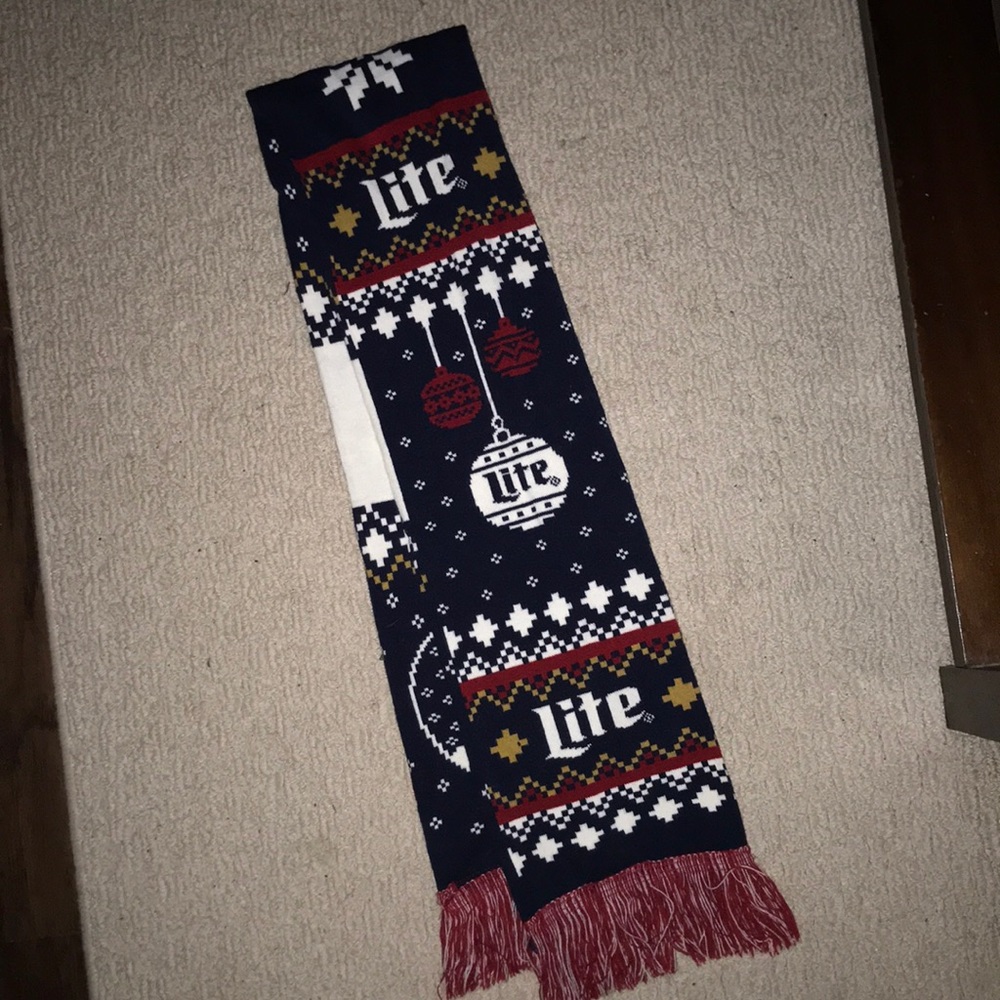 Miller Lite scarf